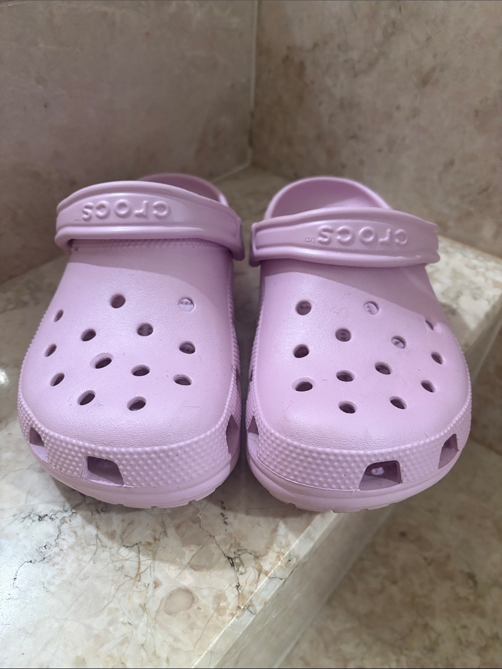 CROCS  Classic Clog in Pastel Lavender